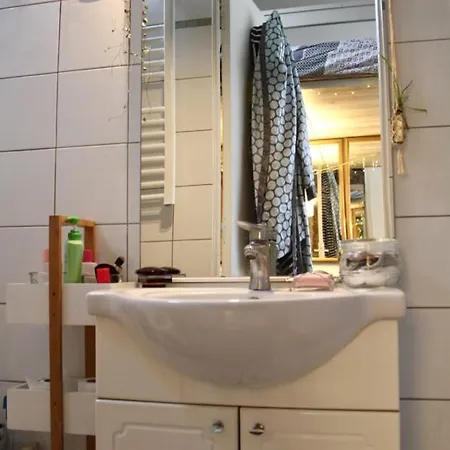 Apartment Charming Studio Parc Des Buttes-chaumont